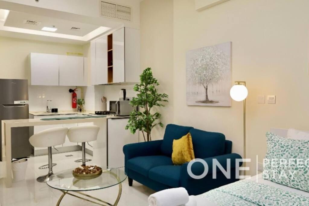 Apartment Comfy In Jvc With Pool & Gym