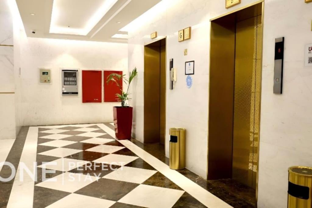 Apartment Comfy In Jvc With Pool & Gym *